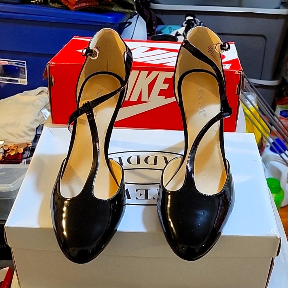 retro pumps